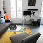 Superb Modern And Bright Apt Chatelet